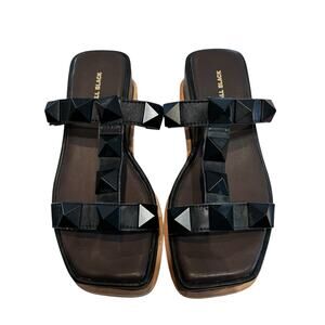 All Black Leather Platform Pyramid Stud T-Strap Sandals Womens 39 / US 8.5